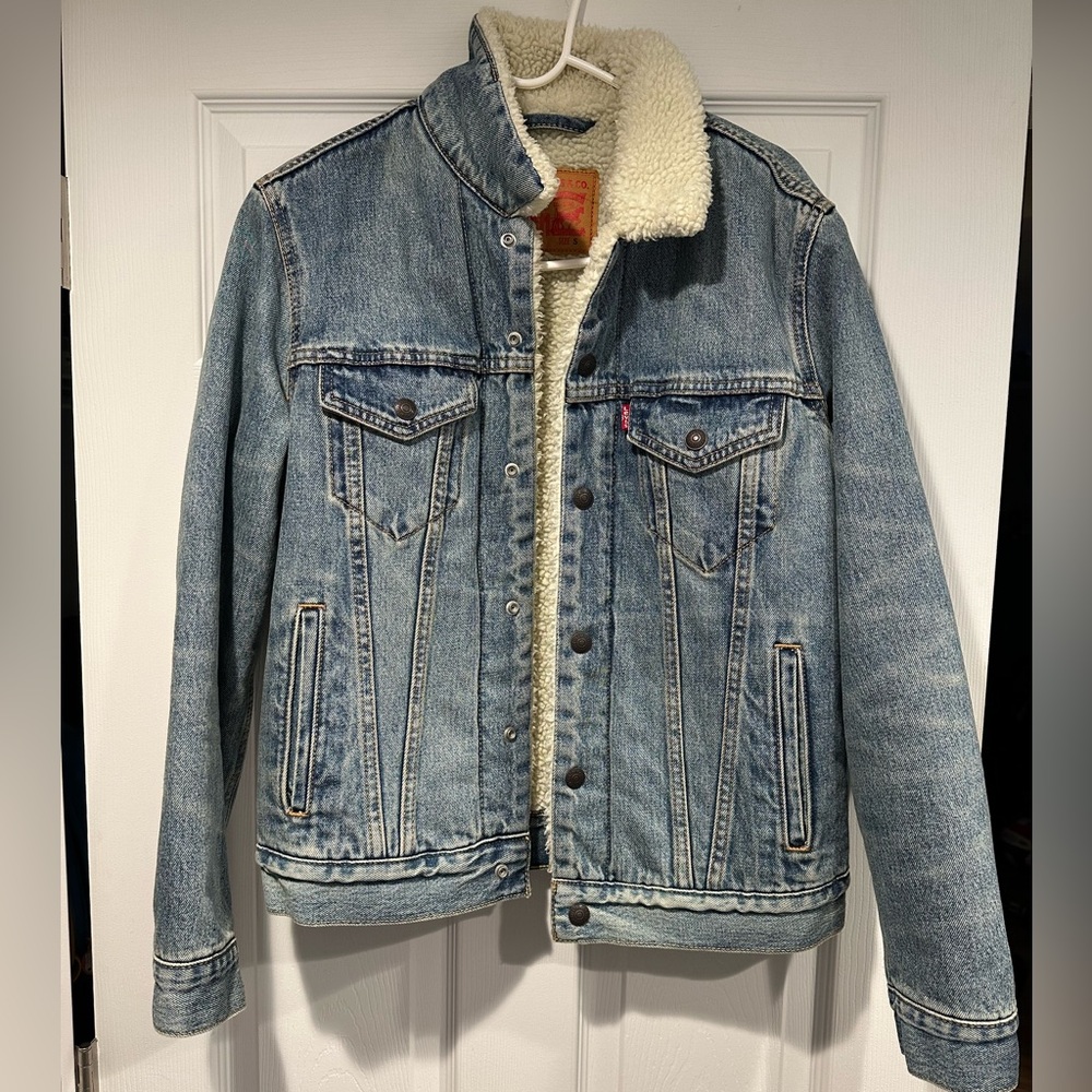 Men’s Levi’s Sherpa Trucker Jacket Size Small